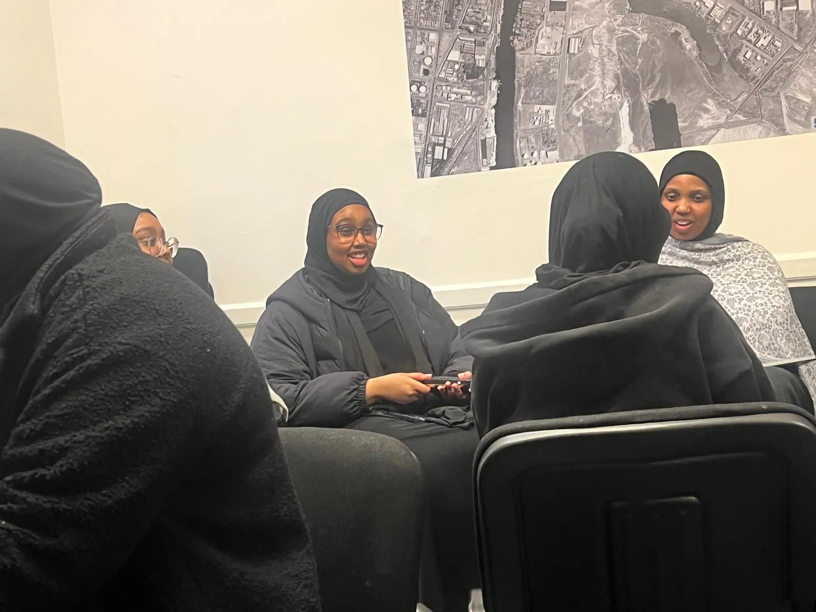 Women taking part in a small group Employment Brokers discussion
